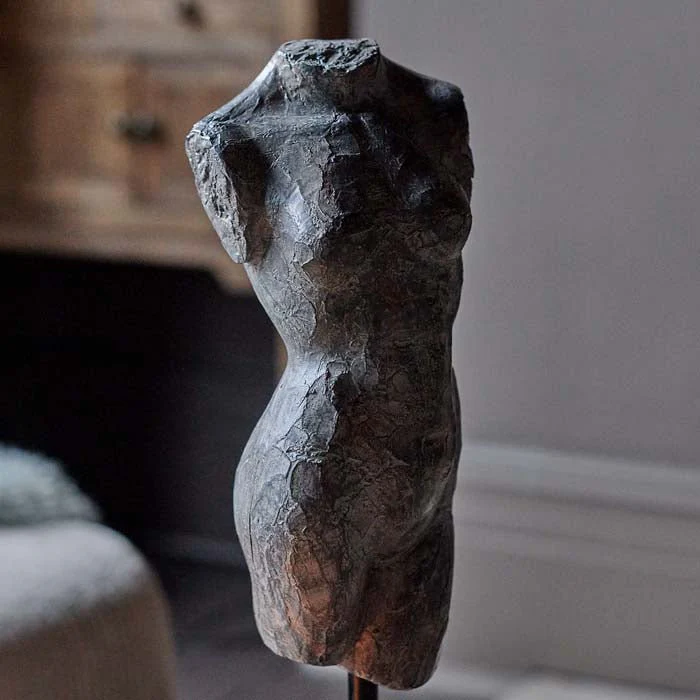 Aphrodite Sculpture - Image 2