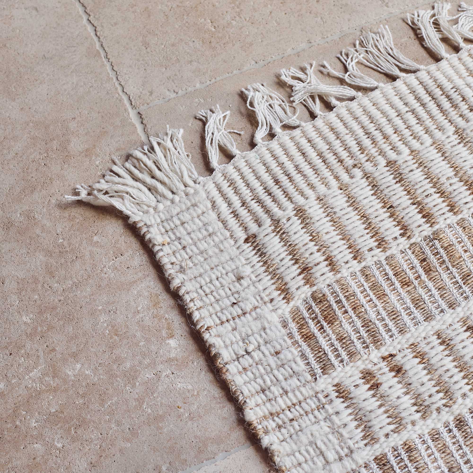 Artea Woven Rug - Image 7