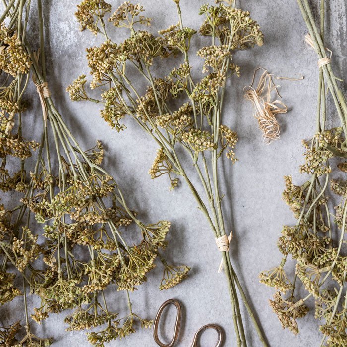 Artificial Meadow Sedge, Natural - Image 2