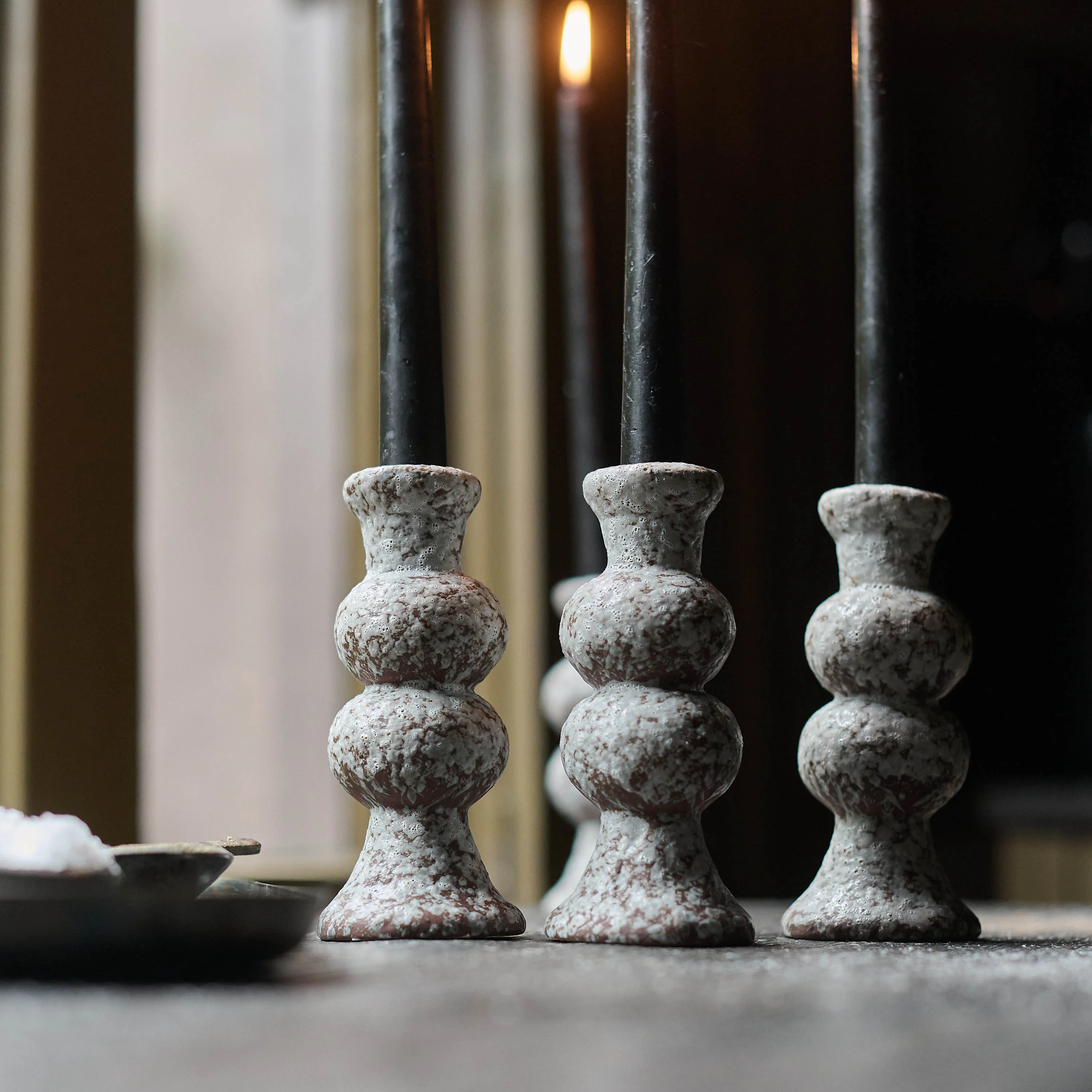 Avery Candle Holder