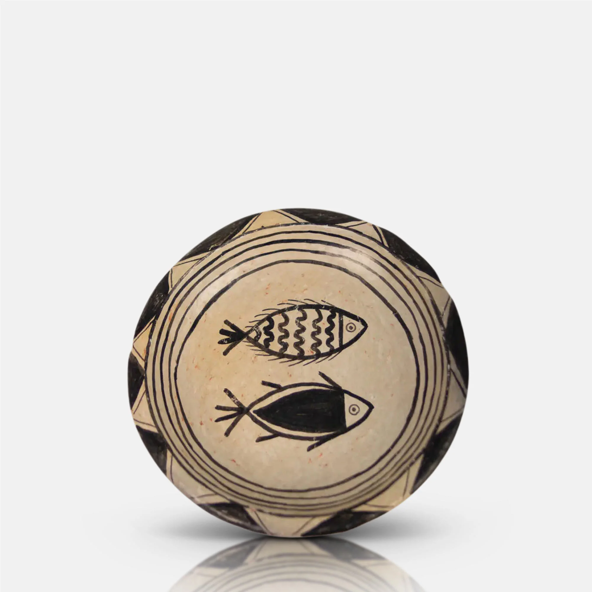Bari Handmade Clay Dish - Image 4