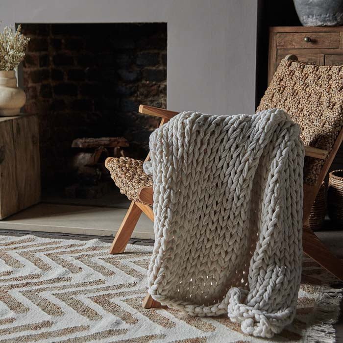 Baxley Chunky Knit Throw