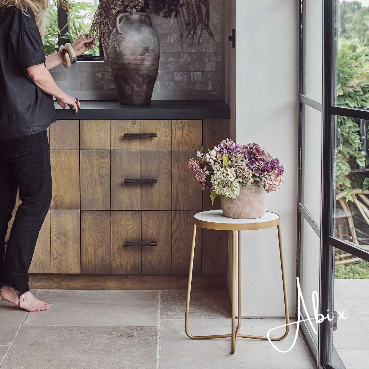 Blanco Marble Side Table - Image 5
