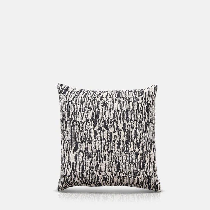 Bree Jacquard Cushion - Image 4