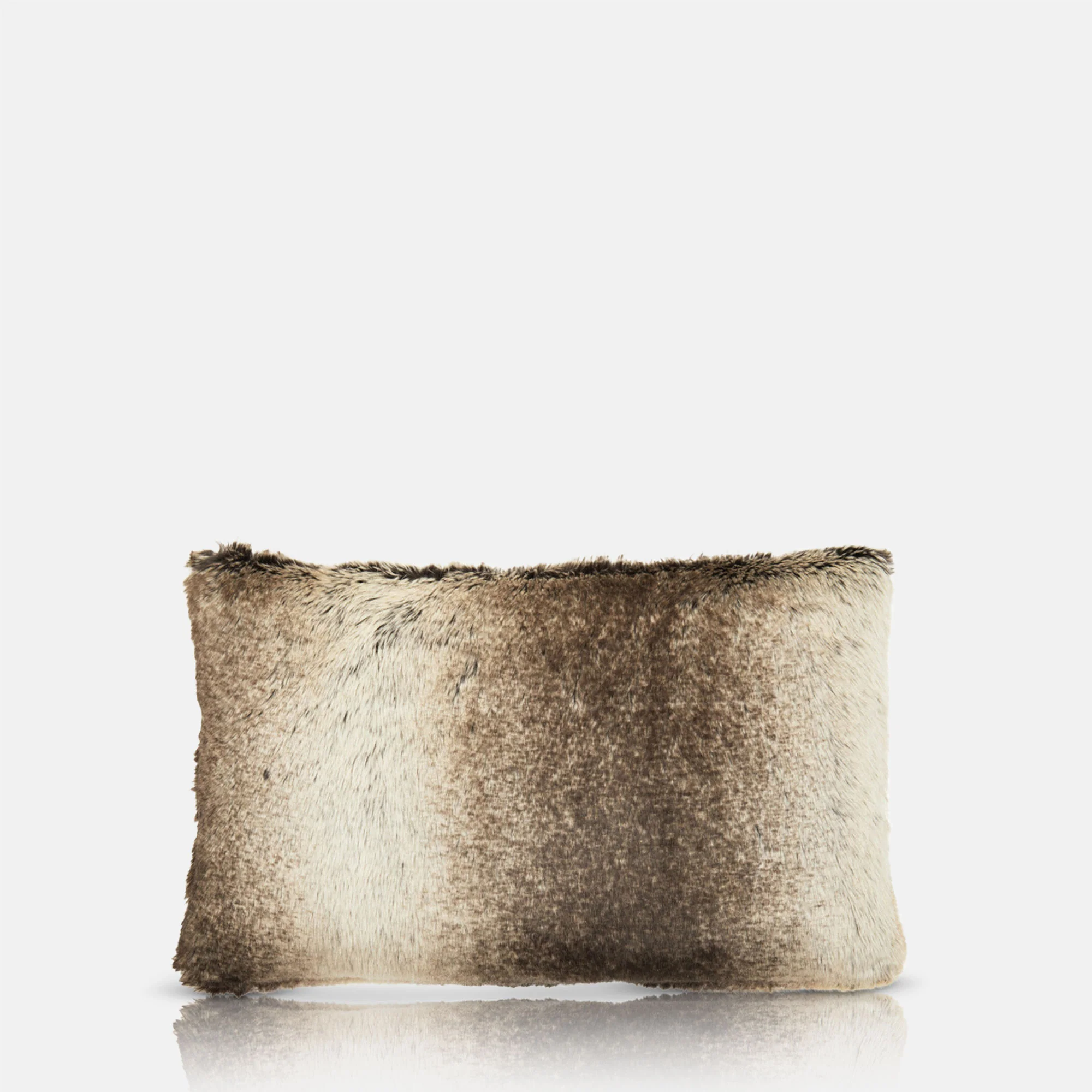 Britford Faux Fur Cushion - Image 4