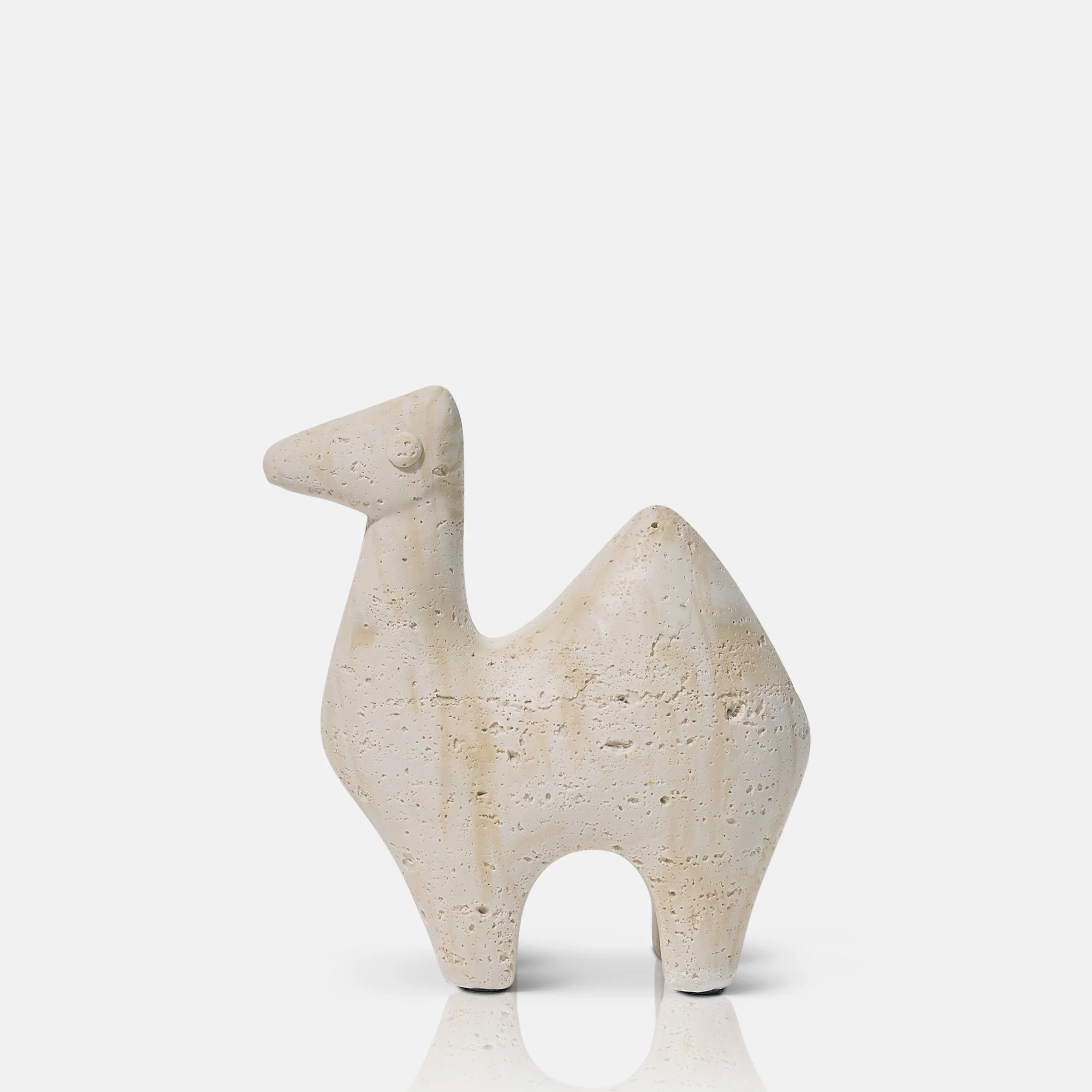 Camel Abstract Sculpture - Image 4