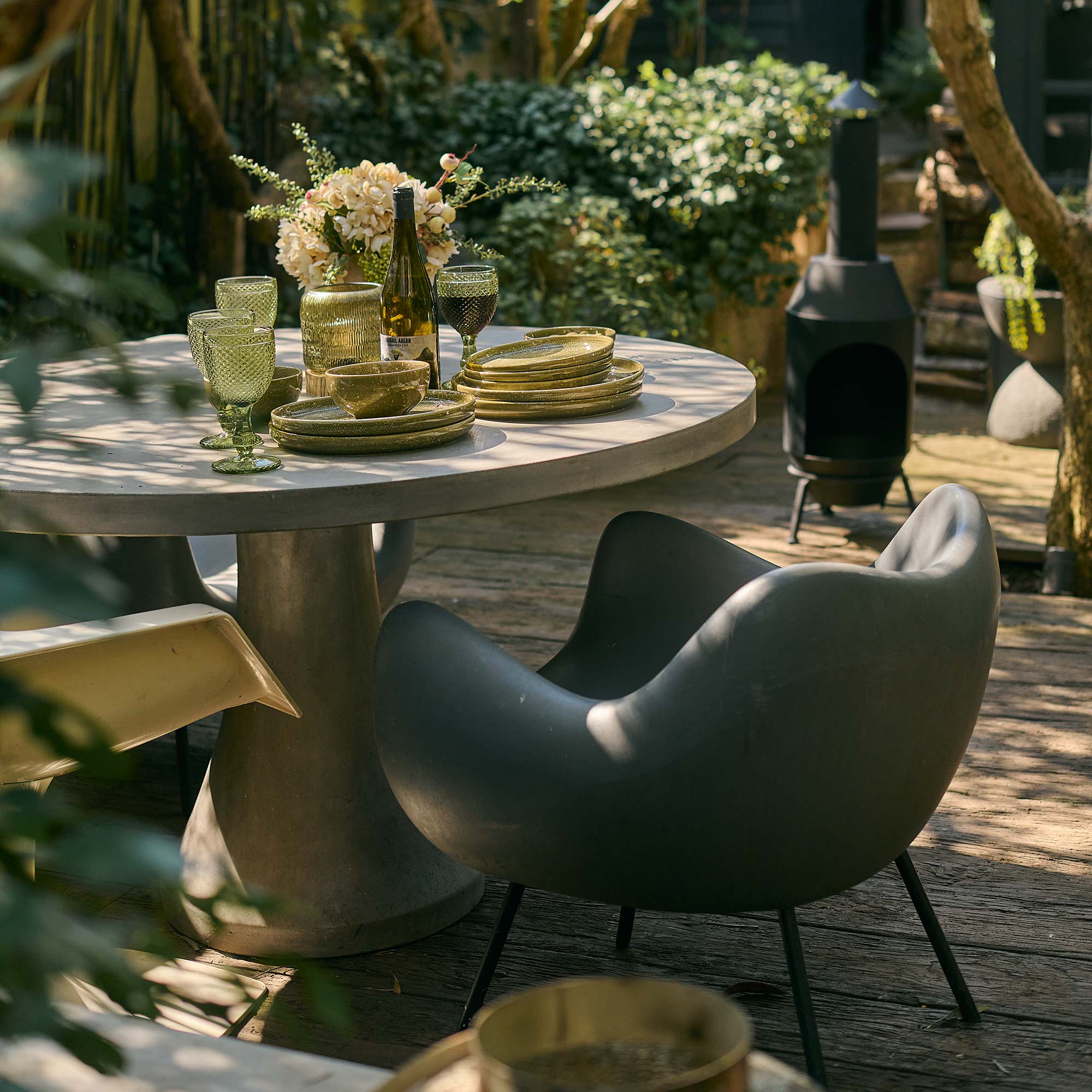 Datura Round Dining Table - Image 5