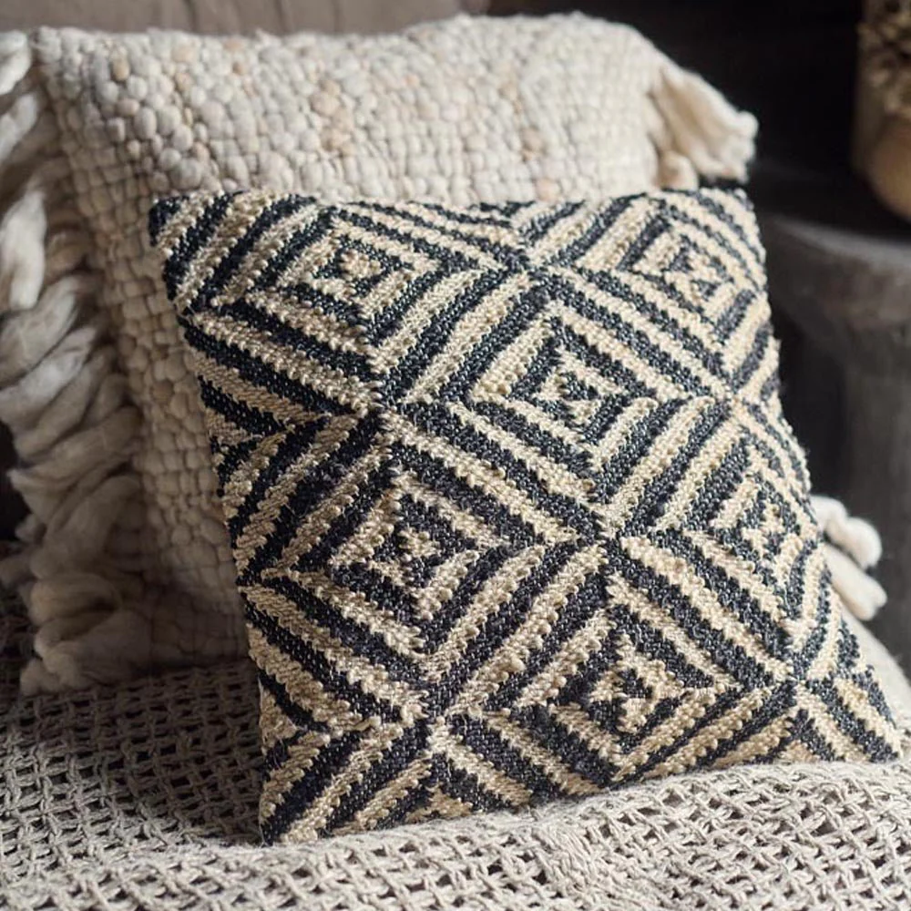 Genevra Patterned Cushion - Image 2