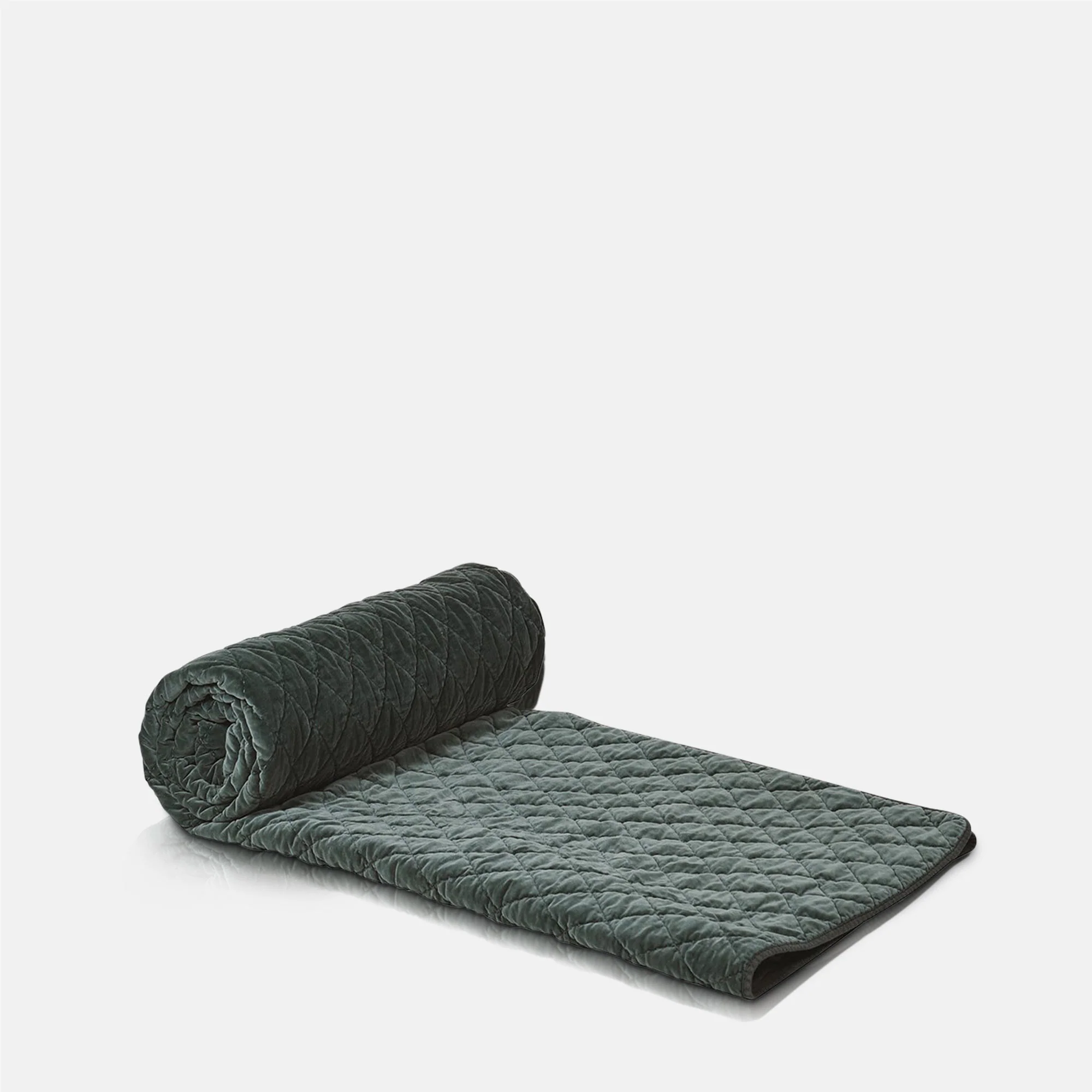 Marion Velvet Bedspread - Image 4