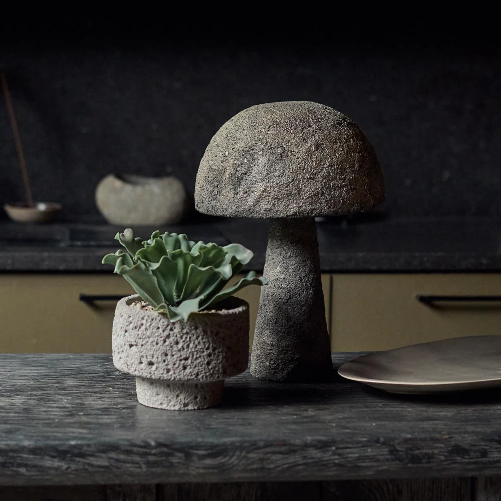 Pluto Concrete Table Lamp