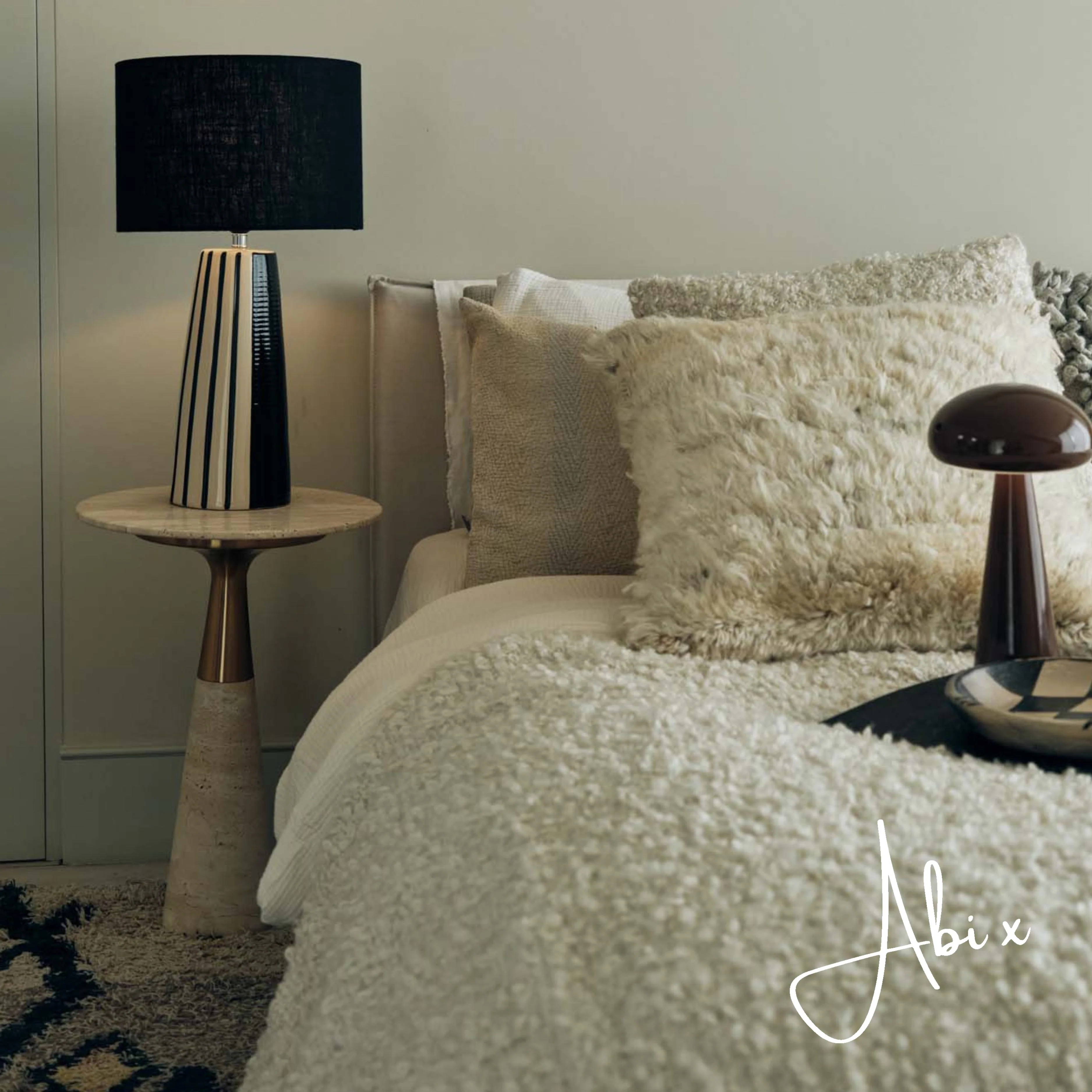 Tambo Ceramic Table Lamp - Image 5