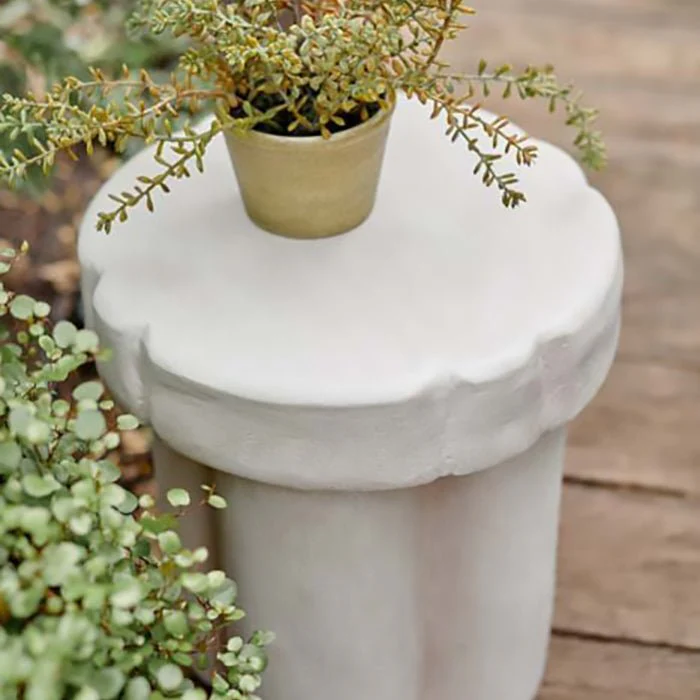 Terti Side Table