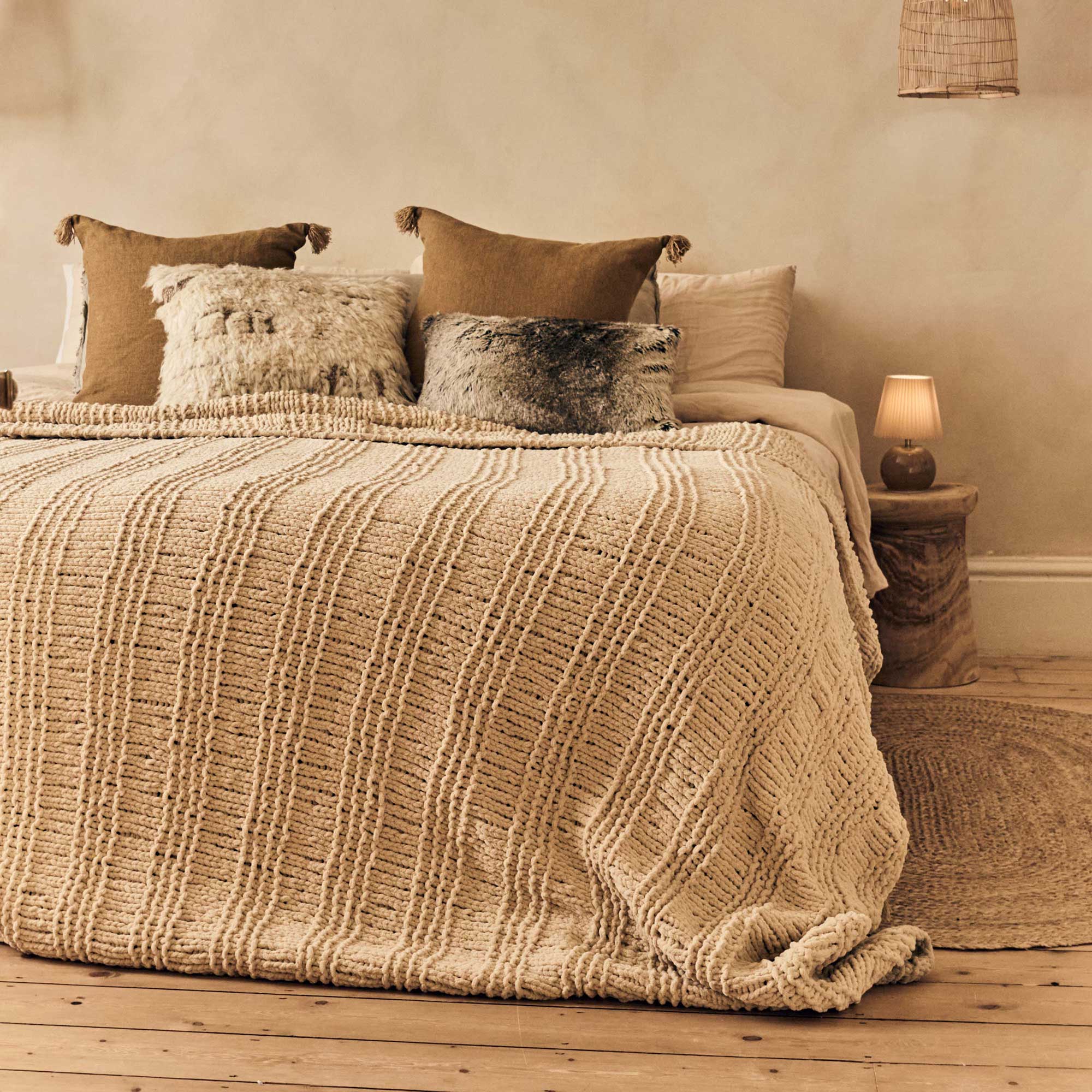 Thornton Knitted Throw, Cream - Image 5