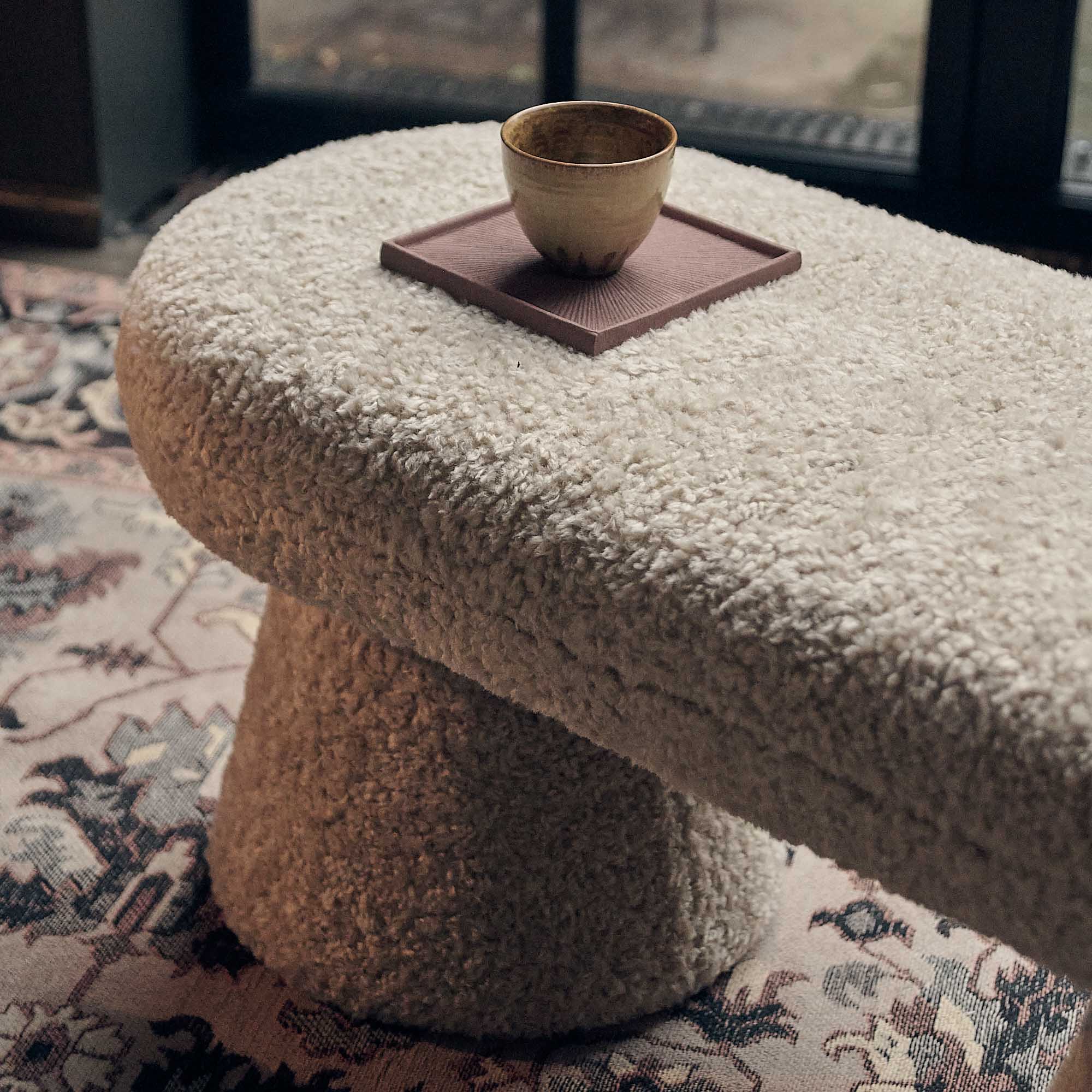Tulip Bench, Beige - Image 8