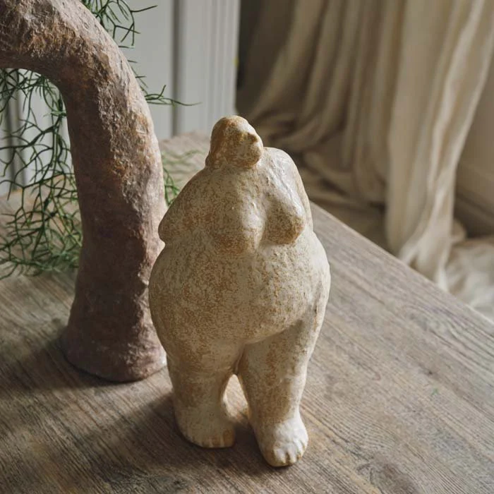 Valencia Sculpture - Ceramic - Image 2