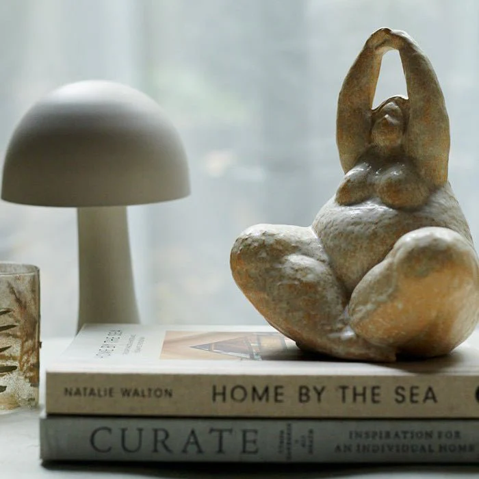 Vera Sculpture - Ceramic