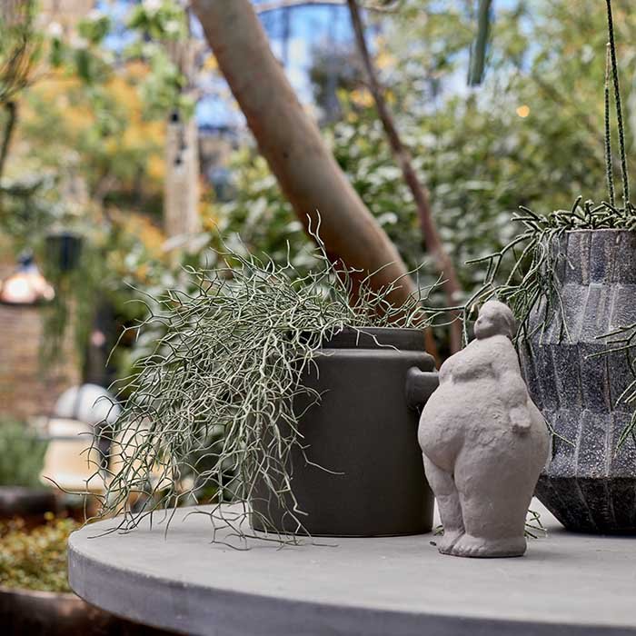 Victoria Sculpture