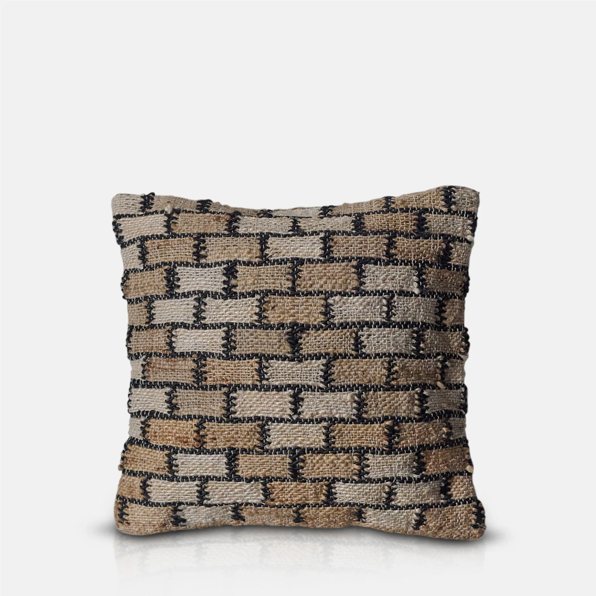 Woodburn Patterned Cushion - Image 4